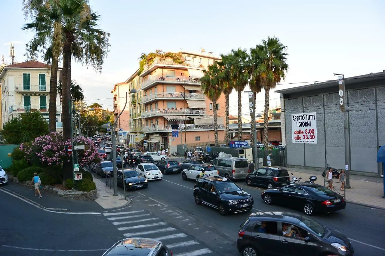 Mare Foce E Centro Apartment Sanremo Italy